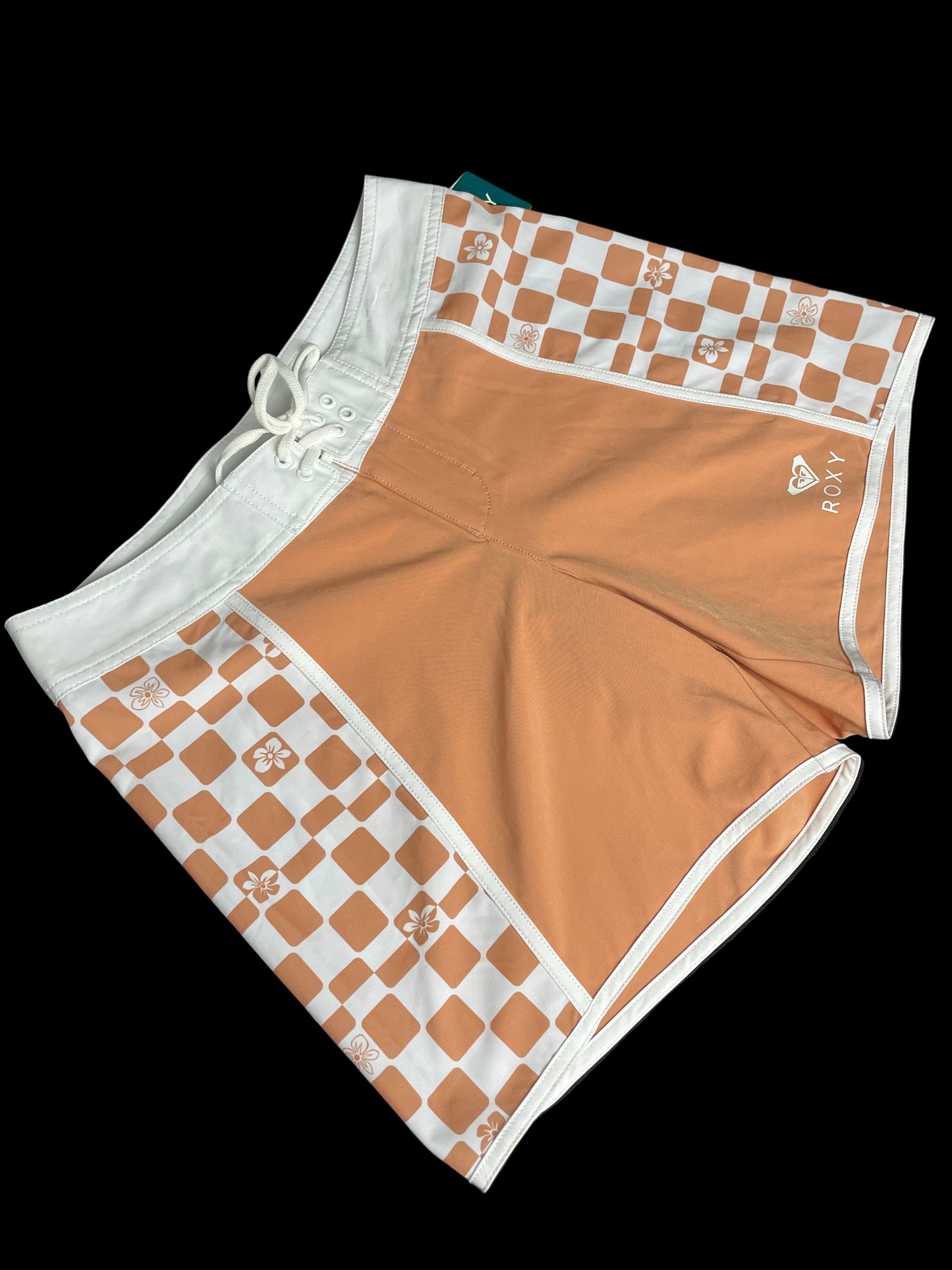 Short Roxy Original – Color Anaranjado con Blanco