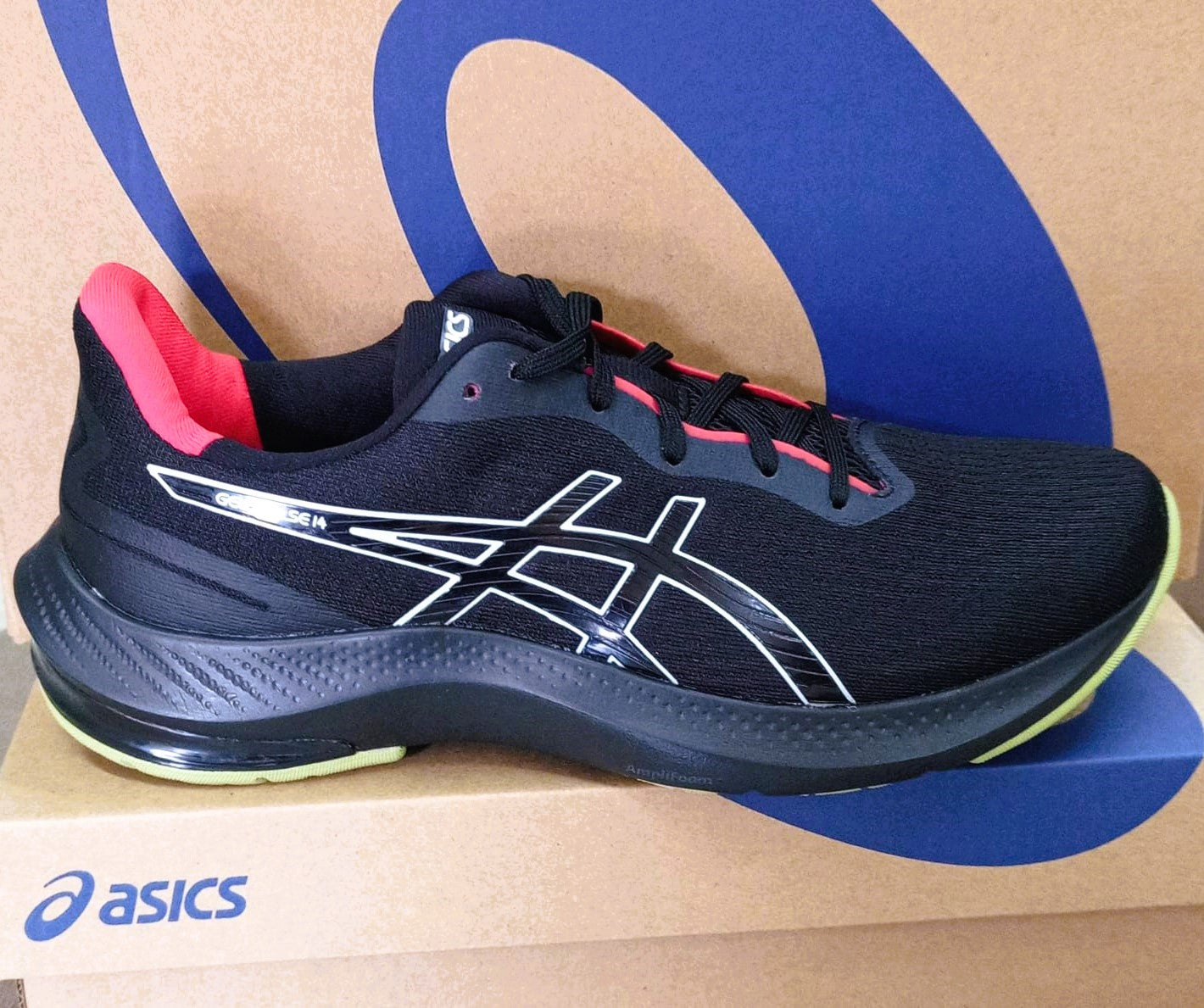 Asics AmpliFoam Gel 14