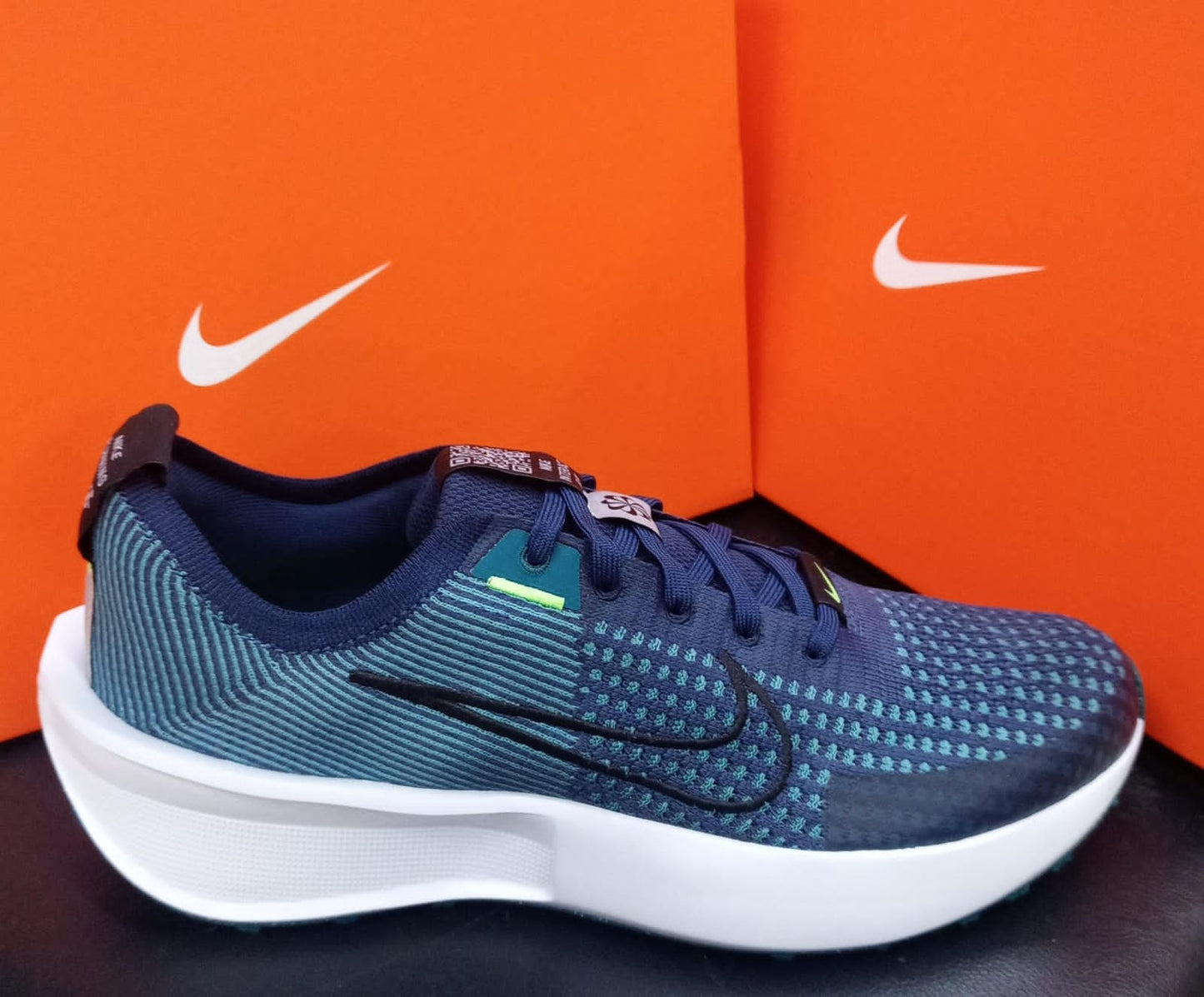 NIKE INTERACT RUN HOMBRE