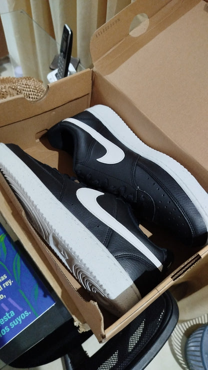 Nike Court Vision Low NN – Blancas & Negras