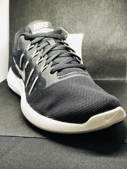 Tennis Nike LunarStelos