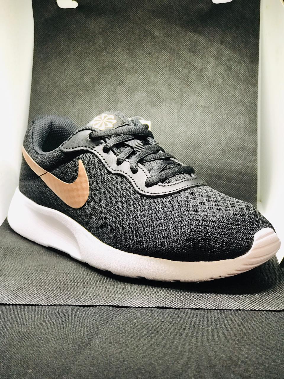 Tennis Nike Tanjun